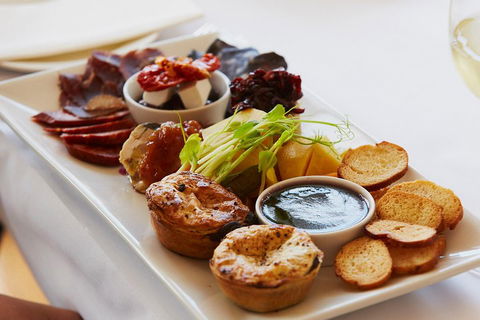 Margaret River Indulge And Discover Day Tour - Winery Find 3