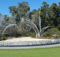 Very Best of Perth Tour - Wildlife Park  City Highlights Tour - Winery Find