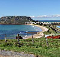 Play A Round in Tassie - Winery Find
