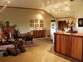 VineCrest Fine Barossa Wine - Winery Find 1