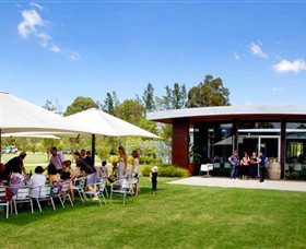 Dixons Creek VIC Winery Find