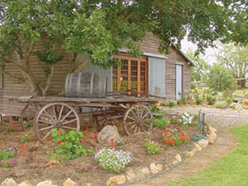 Warnung QLD Winery Find