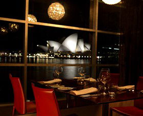 Cruise Bar Restaurant And Events - Winery Find 3