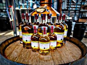 William McHenry And Sons Distillery - Winery Find 0