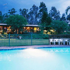 Shakey Tables Restaurant - Winery Find 0