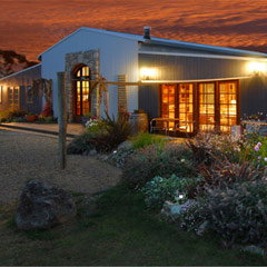 Snowy Vineyard Estate Restaurant & Microbrewery - Winery Find 0