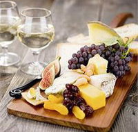 Entwine Bar and Restaurant - Winery Find
